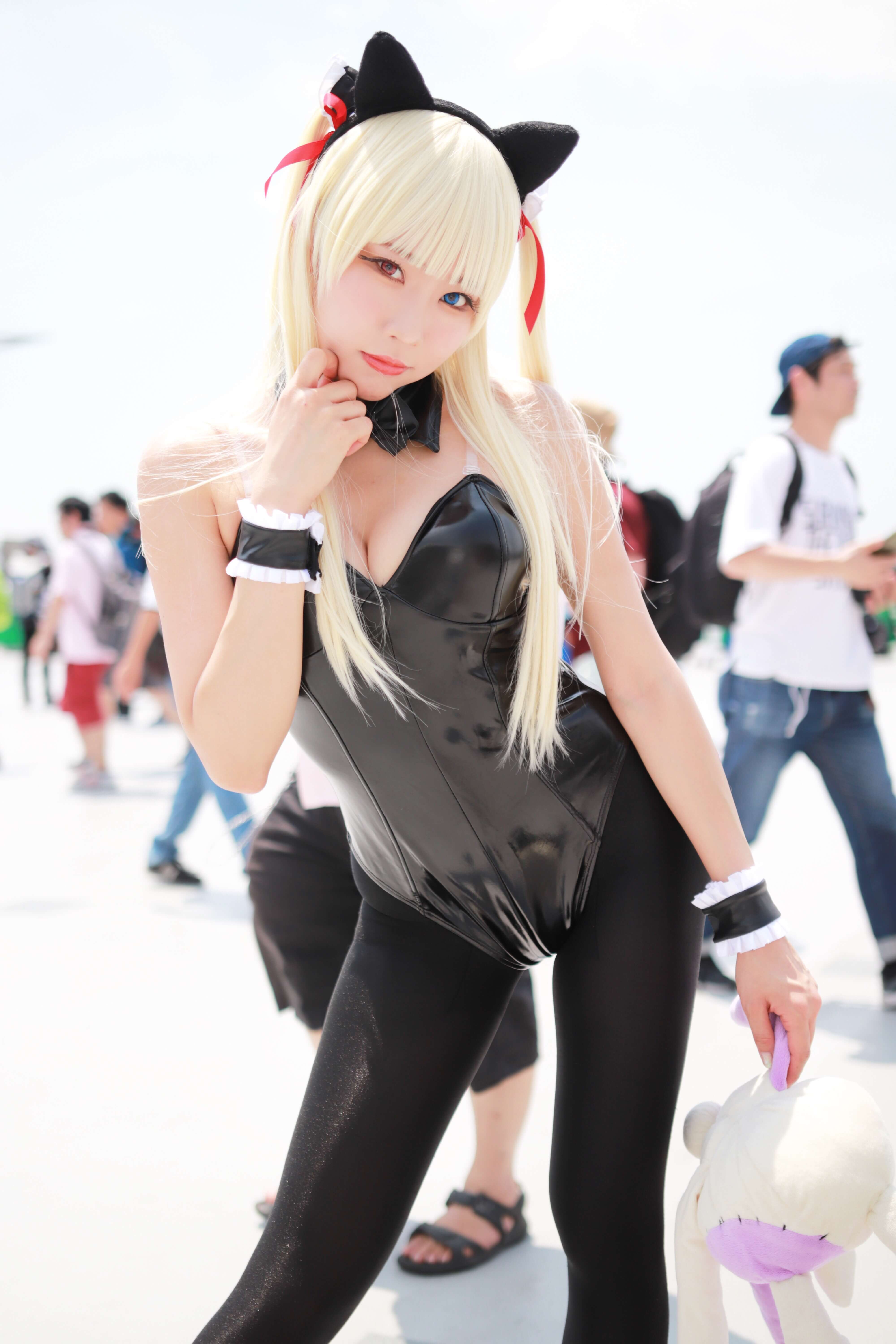 コスプレイヤーのパンスト画像 